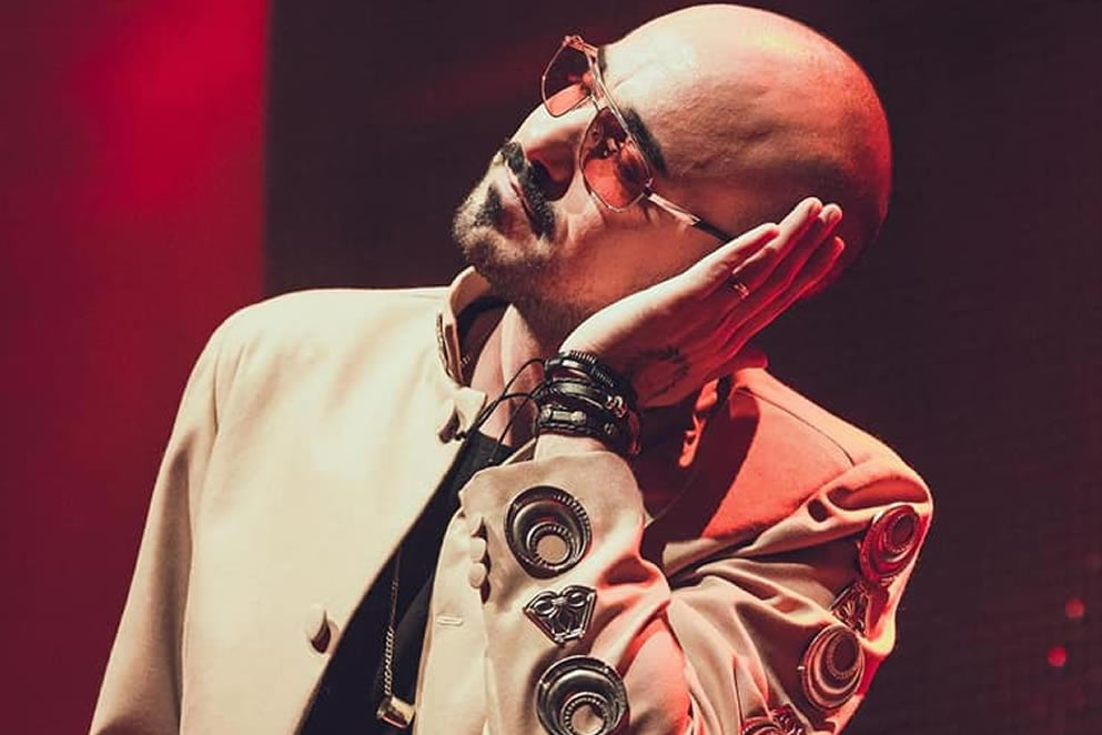 Abel Pintos: Con acentos de todo el mundo