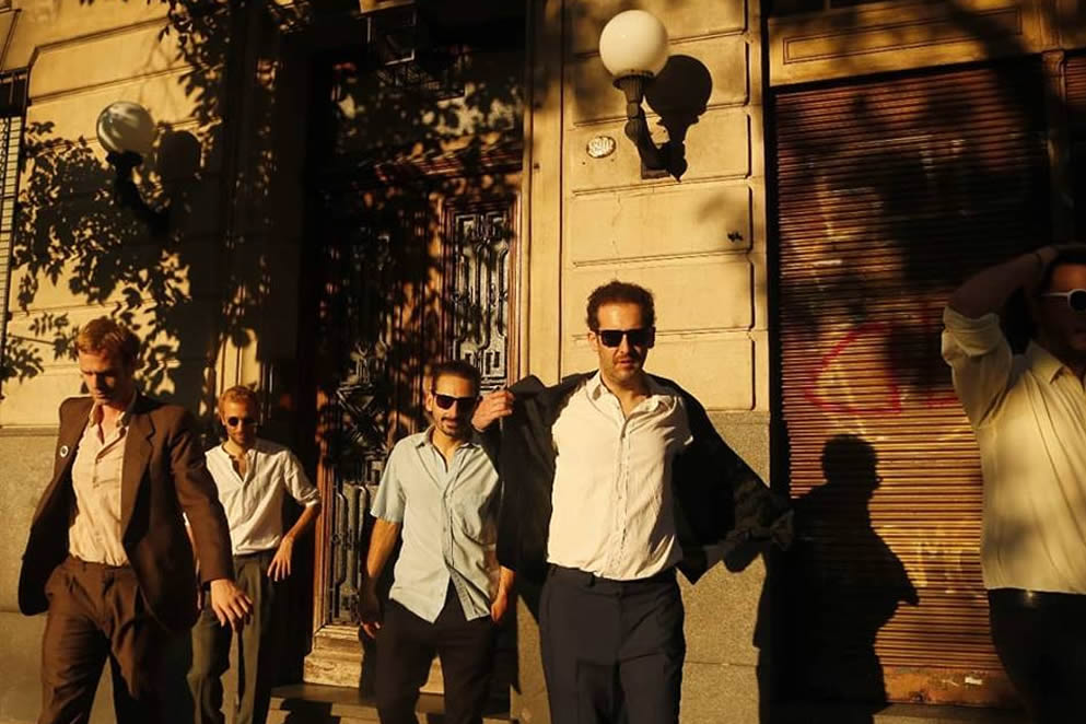 Poder mental. Autor: Gente conversando