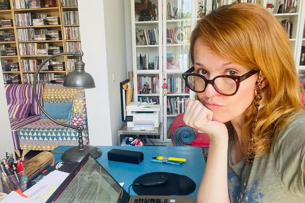 Vanessa Montfort: El vuelo de la reina