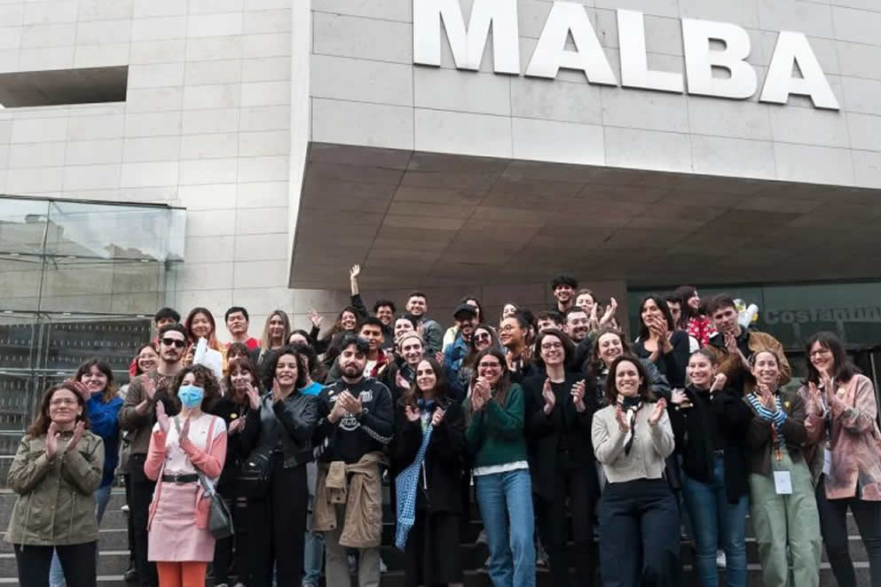 Malba celebró su 21º aniversario con más de 200 jóvenes nacidos en 2001