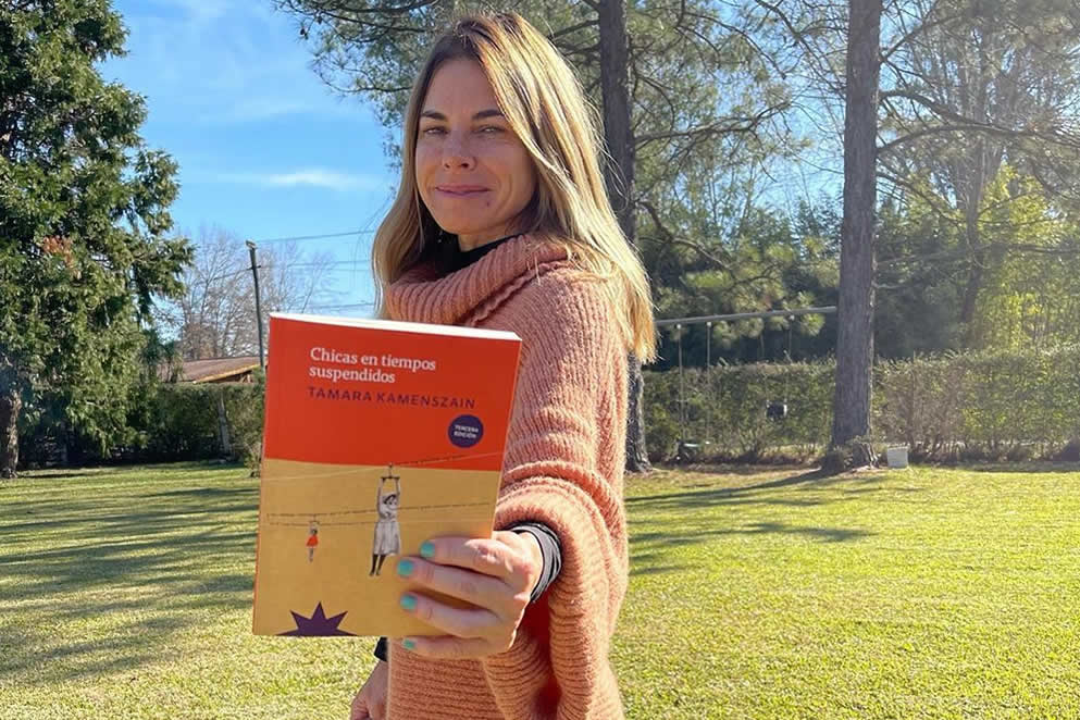 “Chicas en tiempos suspendidos” de Tamara Kamenszain. Por Nuria Gómez Videla