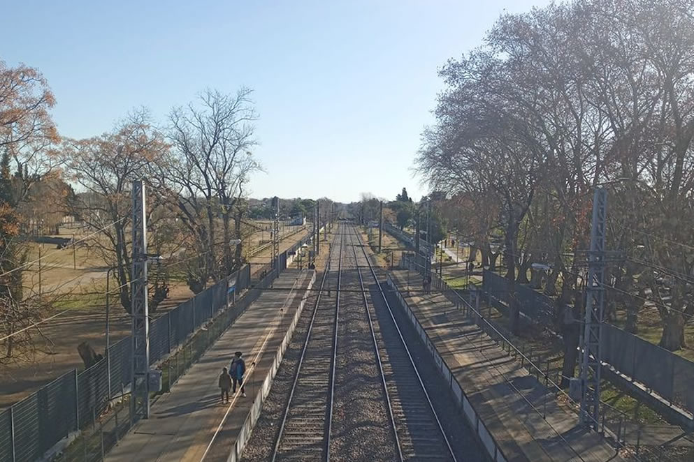 José Mármol, mi querida estación. Por Nacho López