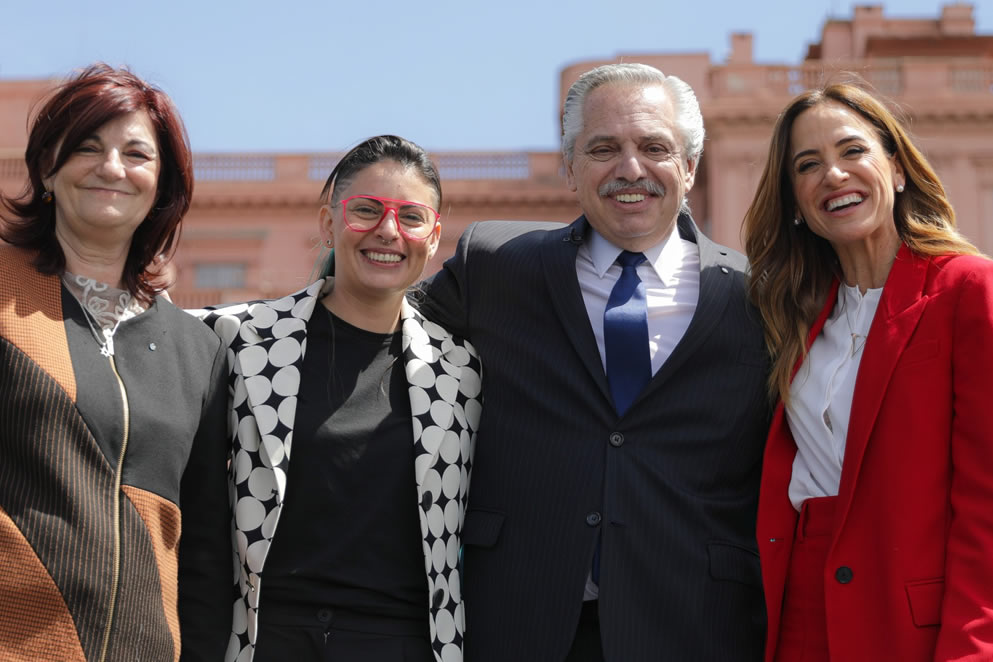 Presidente Argentina: ¿Qué te parece que Alberto Fernández compita en las PASO?