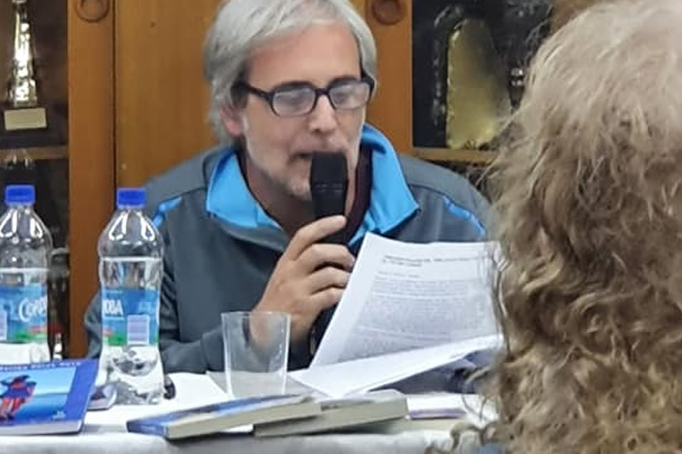 Día de la Poesía. Por Juan Botana