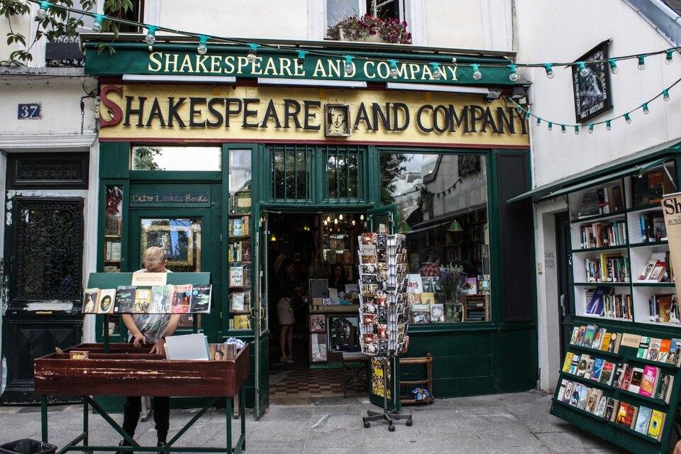 Librería Shakespeare and Company: un siglo de odio y amor
