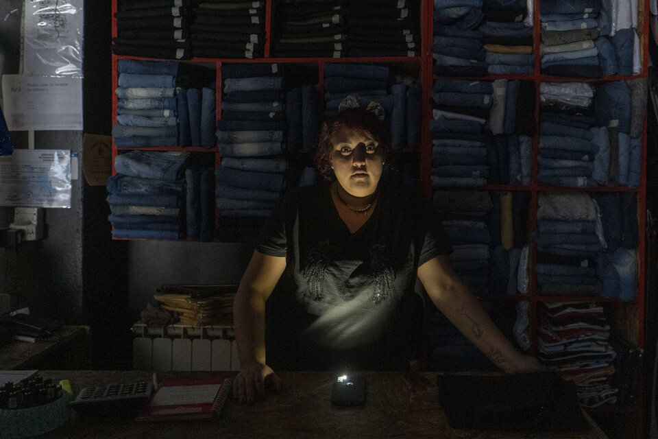 Incendio y apagón: las hipótesis que se investigan