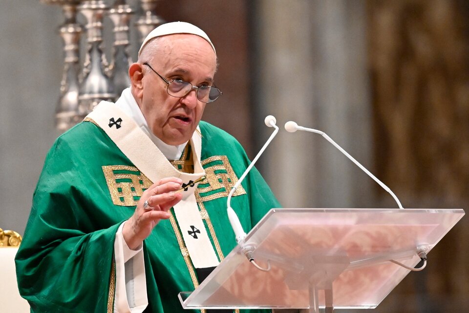 Carta abierta de Luis Ricardo Arévalo Arias al Papa Francisco y su influencia en la política de América Latina