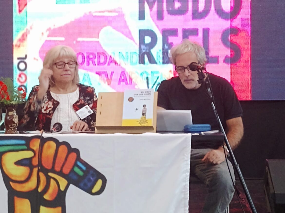 “A mí me basta la anécdota para contar una historia”