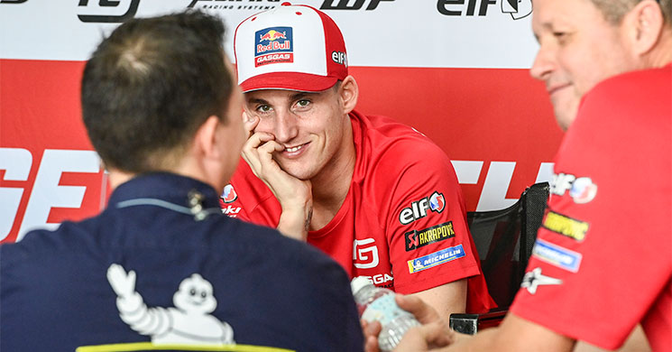 Pol Espargaró vuelve a casa, y lo celebra con una carta abierta a su mujer