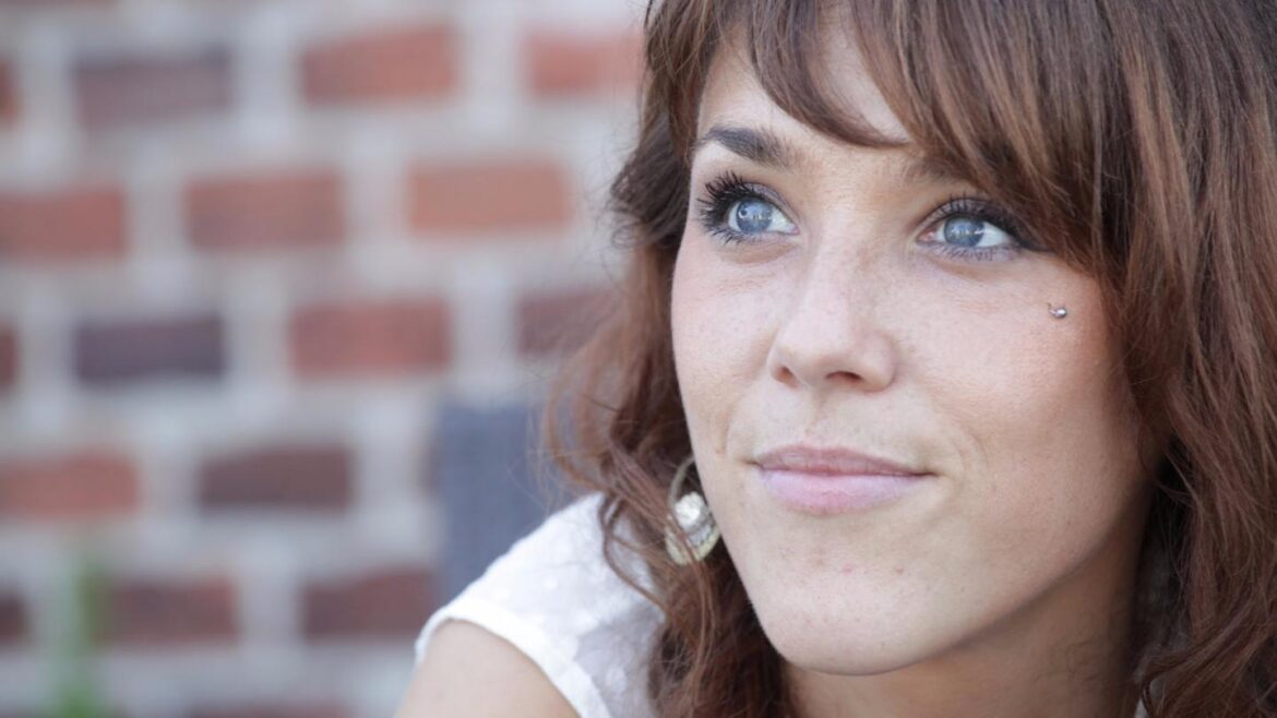 Zaz, antes de su regreso a la Argentina: “Yo empecé cantando en la calle, y ahí había que hacerse escuchar”