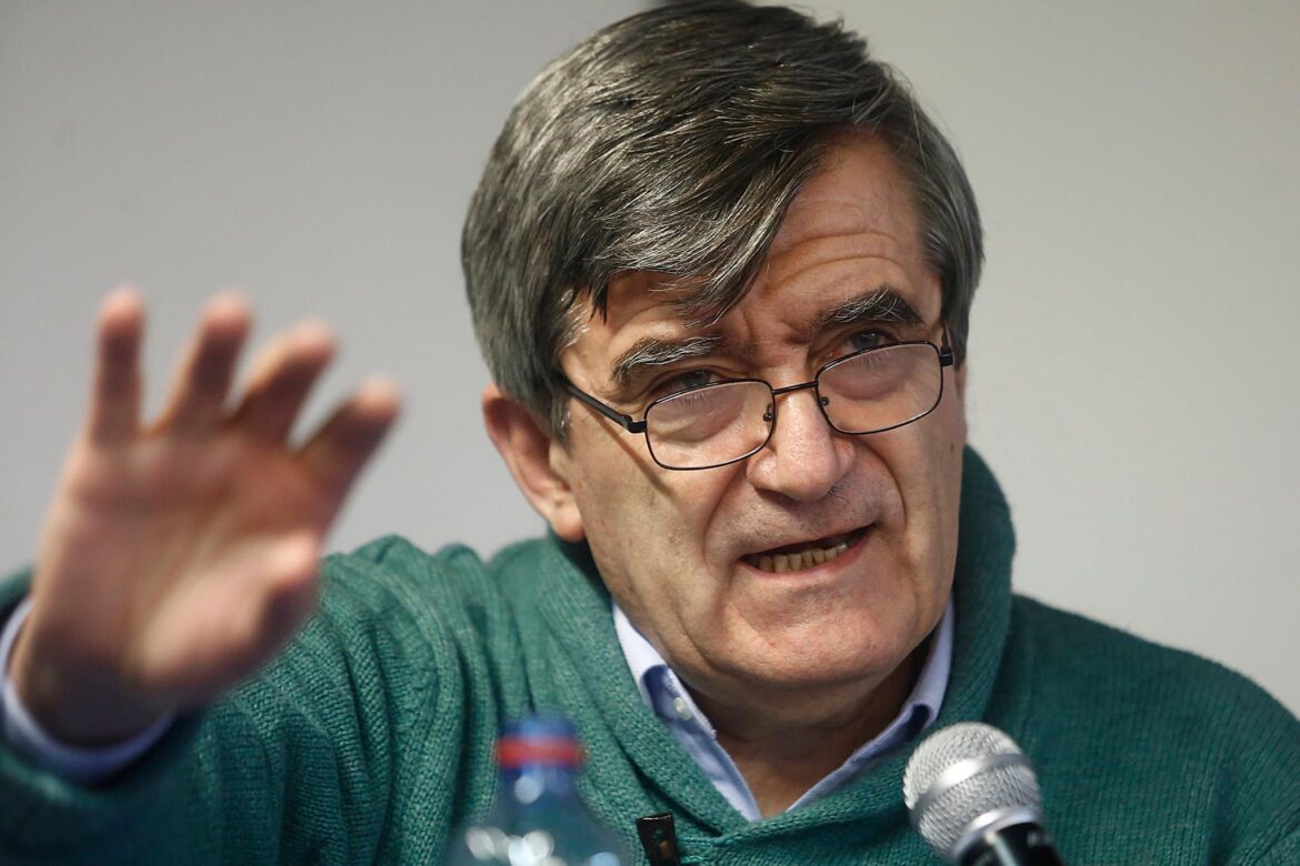 Carta abierta a Camilo Escalona