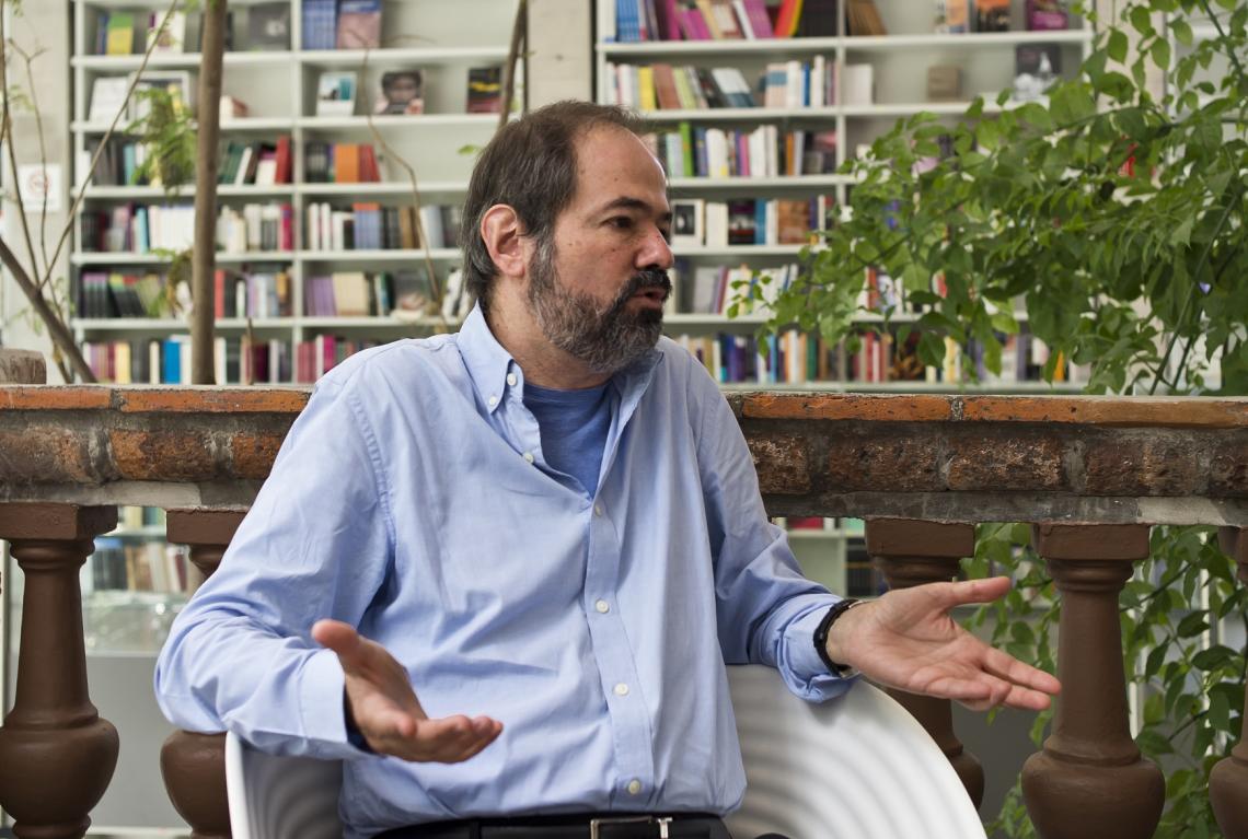 “La figura del mundo” o una carta abierta de Juan Villoro a su padre: “La mejor manera de acercarte a alguien que se dedica a la reflexión es escribir libros”