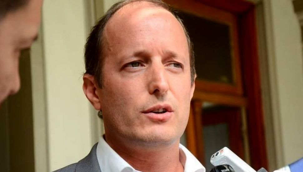 Carta abierta de Cubo de Fiorito a favor de Martín Insaurralde y Federico Otermín