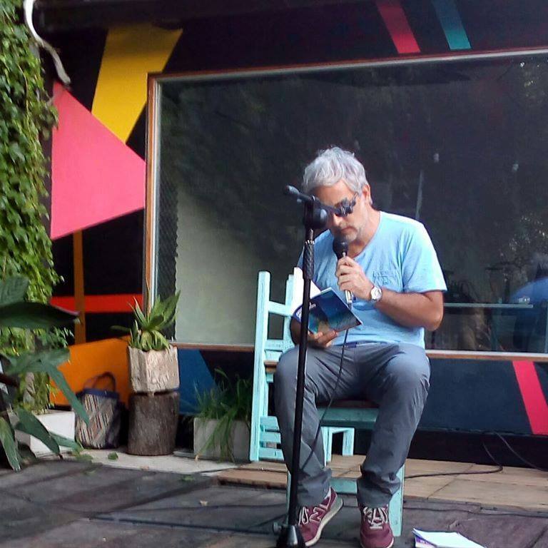 Juan Botana organiza un Festival de Poesía en la Sade Nacional