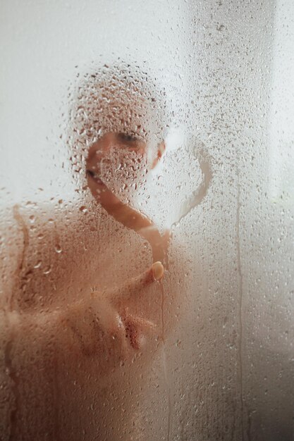 Ducha. Por Crecer a golpes