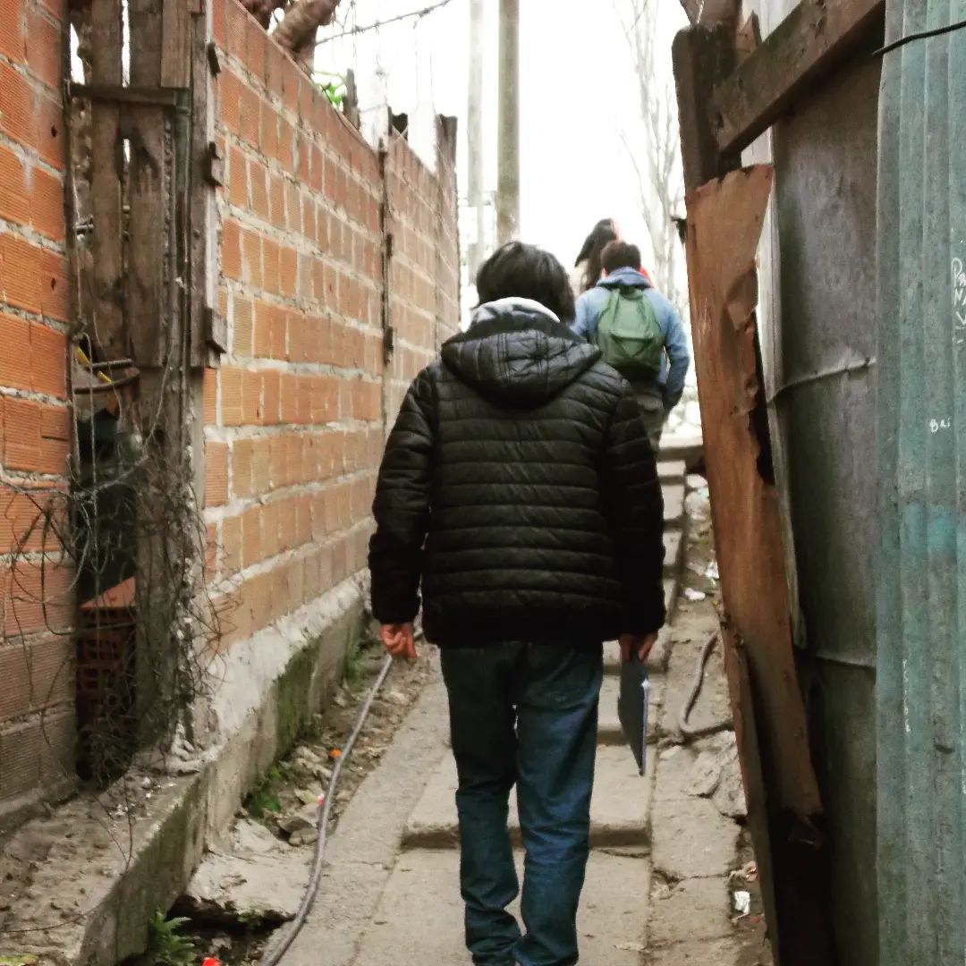 El pasillo del tranza. Por Elvis Báez