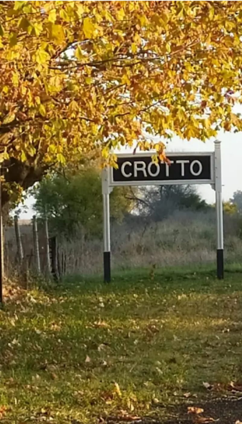 Amores crottos. Por Mariano Bucich