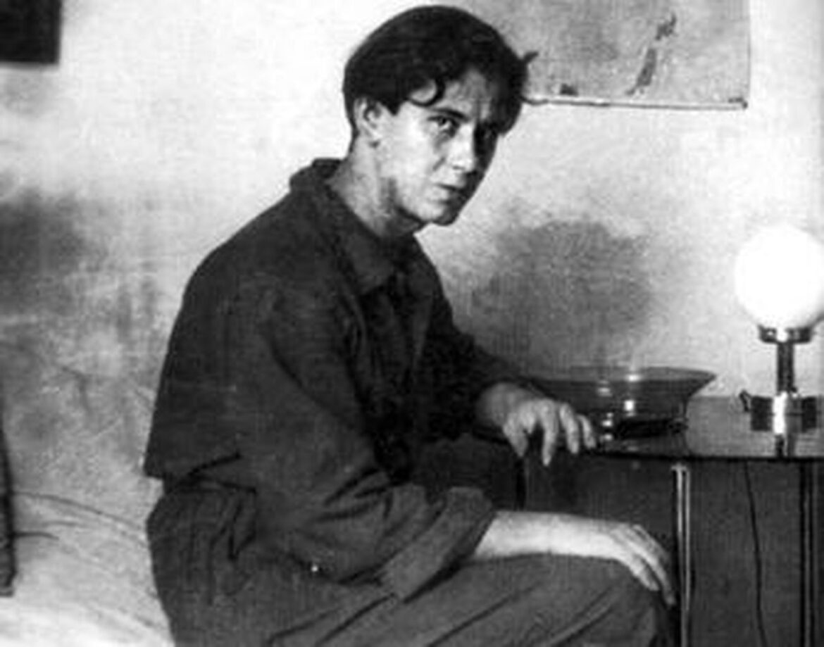 Desde tu amor oscuro, poema homenaje a Manuel Altolaguirre. Por Maritza Isabel Álvarez Rodríguez