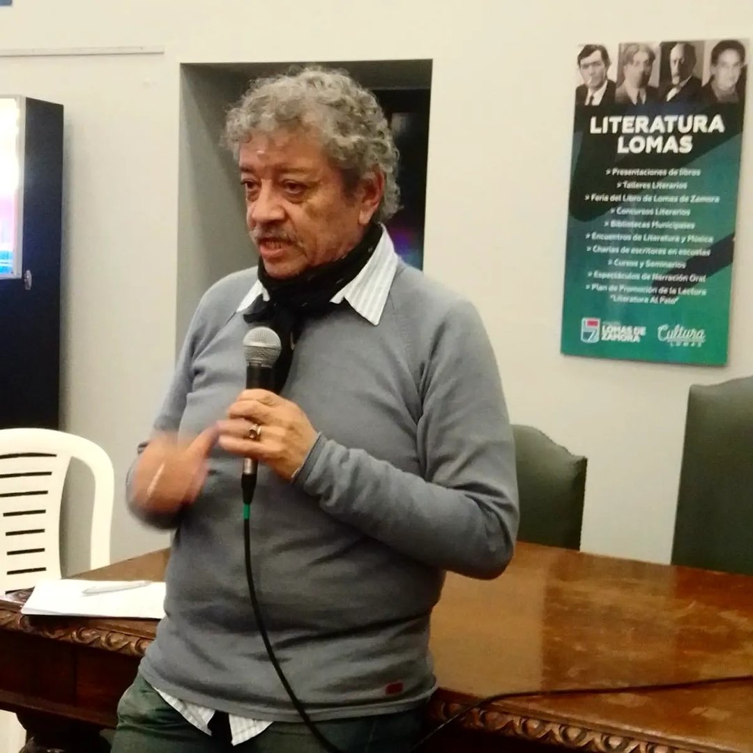 “Escribir me salva”. Entrevista a Jorge Cabrera. Por Juan Botana