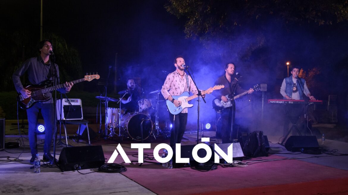 “Atrapasueños” de Atolón. Por Javier Veiga