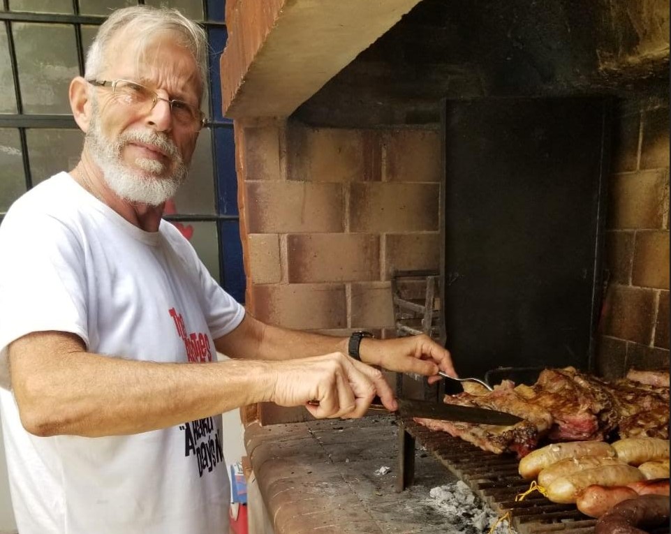 El asado de tira, invento nacional como la birome. Por Claudio Valerio