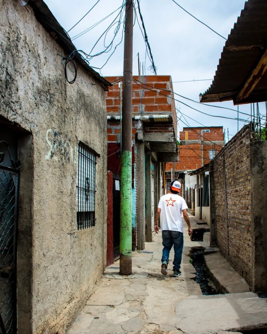 La penumbra muerta. Por Elvis Báez