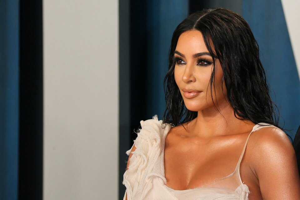 ¿Por qué pensás que tanta gente sigue a Kim Kardashian?