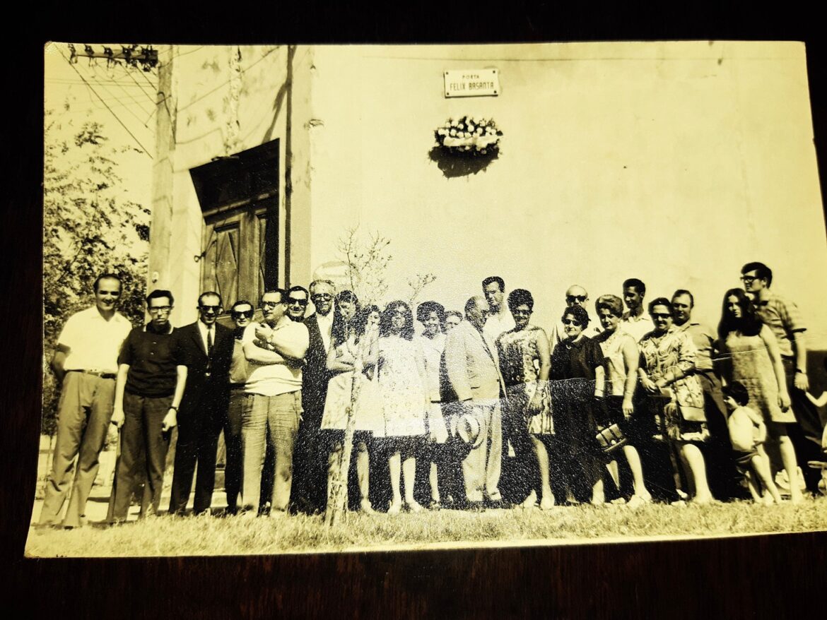 Carta abierta al maestro Oscar Guiñazú Álvarez: la poesía es libertad. Por Susana Lobo Mayorga