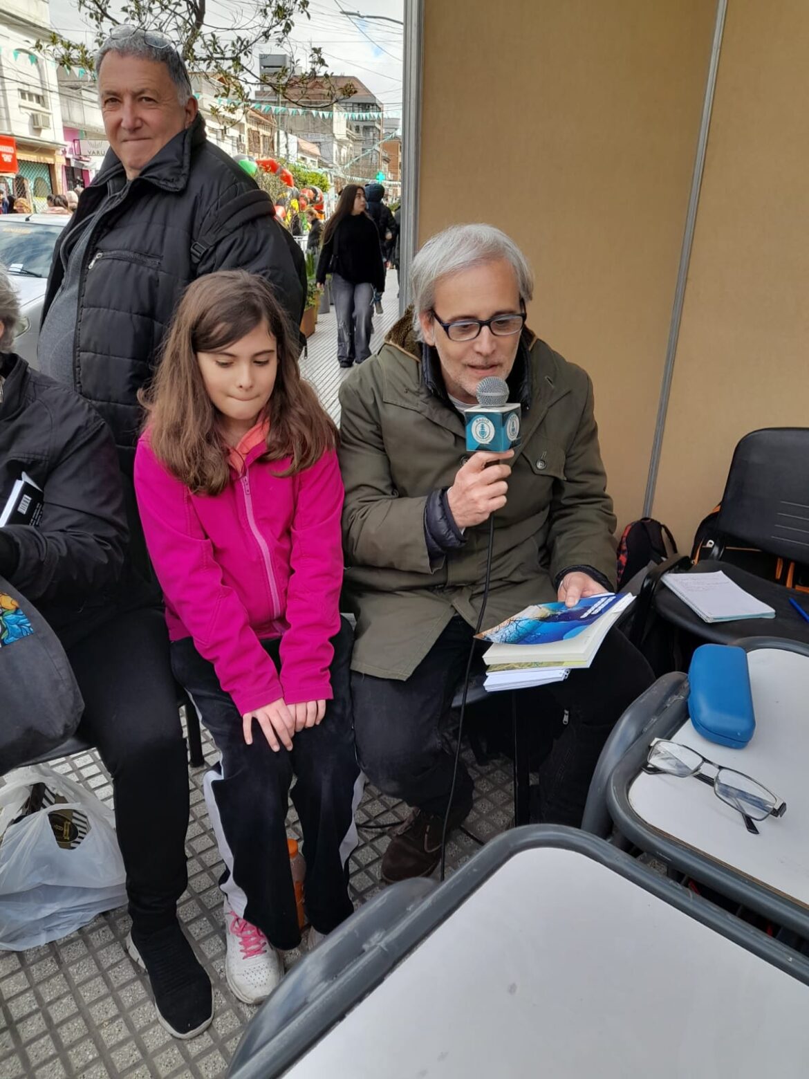 Hubo una fiesta de la poesía en el aniversario de Banfield