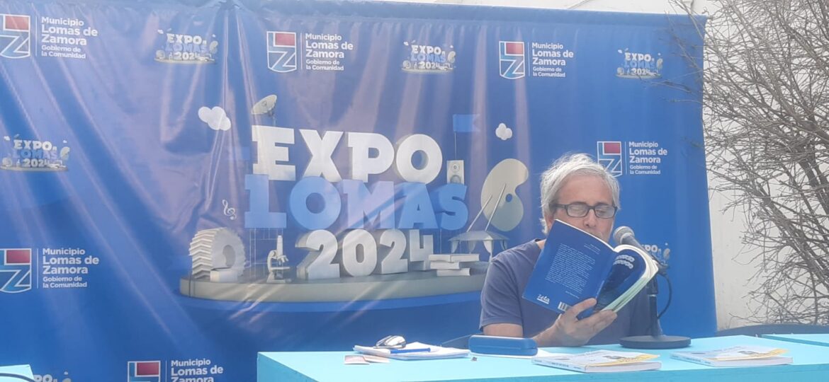 “Me hizo muy feliz sumar el Festival de Poesía a la Expo Lomas”