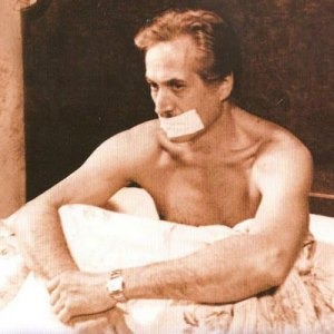 Tiempo de revancha, un orificio de aire fresco en pleno proceso militar. Por Gabriel Palleres