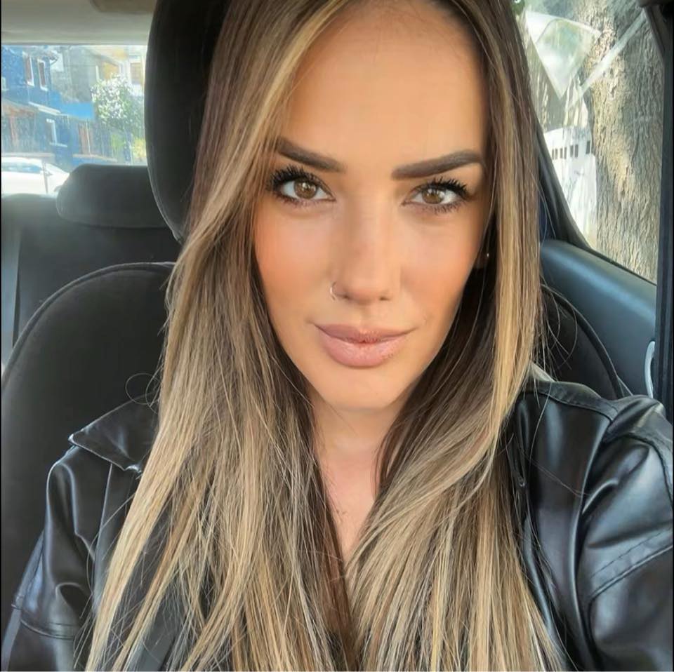 “Que cada una sea única, auténtica y no quieran copiarle nada a nadie”. Entrevista a Agustina Díaz Damiano. Por Juan Botana