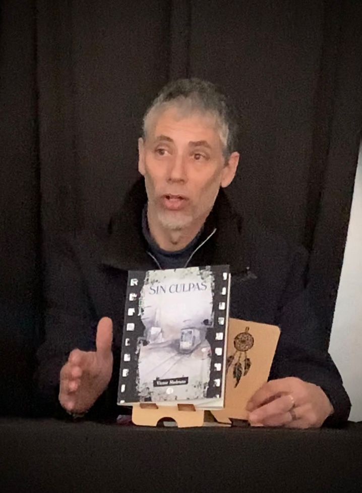 “Lo de narrar historias de vida surgió luego de que publicara la mía”. Entrevista a Víctor Medrano. Por Rita Frank