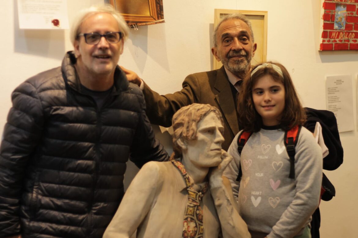 Juan Botana visitó la muestra sobre Pizarnik y Artaud