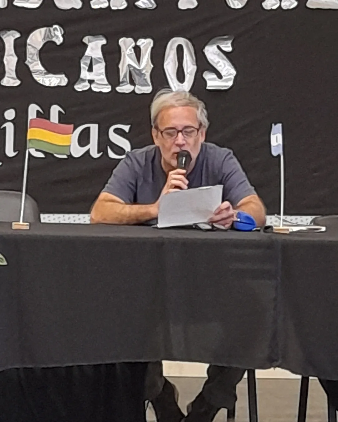 Juan Botana presentó Flores plebeyas en Concordia, Entre Ríos