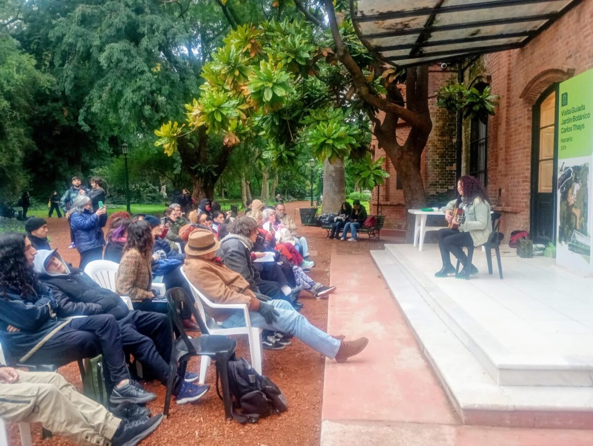El Festival de Poesía de Juan Botana vuelve al Jardín Botánico. Por Edgardo Solano