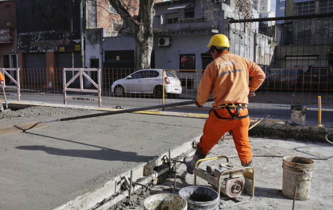 Avanzan las obras de mantenimiento del Metrobus Juan B. Justo