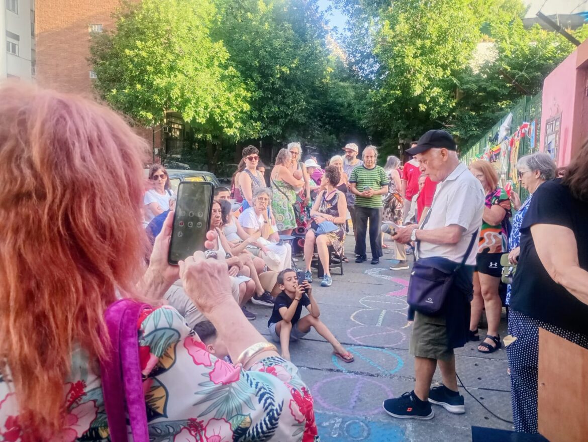 El Festival de Poesía de Juan Botana llenó de poetas La Biblioteca del Puente