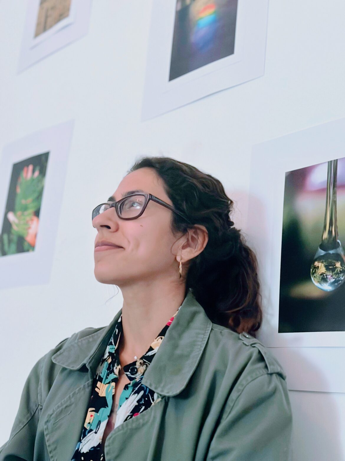 “LadoBel propone una experiencia de presencia: una forma de crear y comunicar que invita a habitar el momento, a mirarse con honestidad y a expresar lo que muchas veces no encuentra palabras”