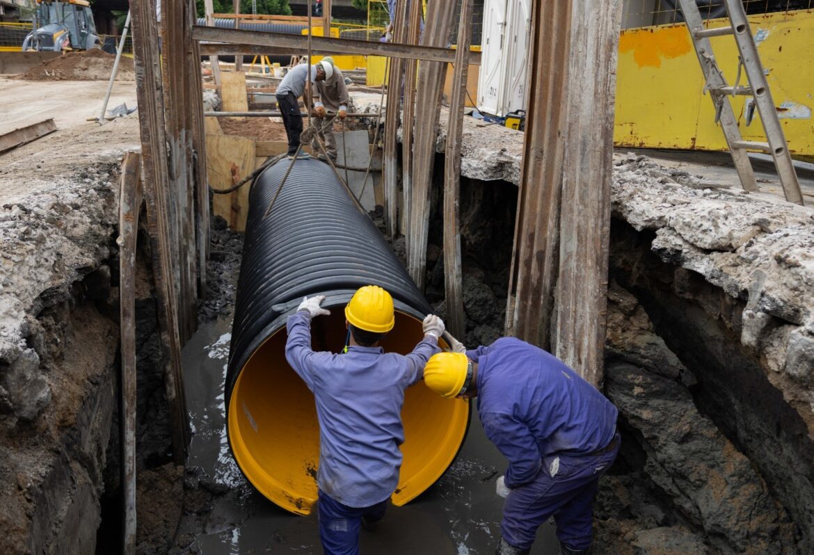 A medida: así planifica la Ciudad las obras pluviales para mejorar el drenaje en los barrios ante grandes tormentas