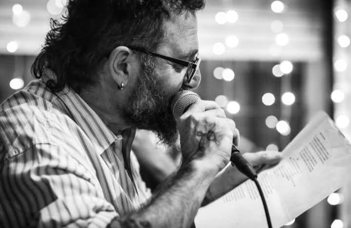 “Ahí, en Luzuriaga al 287”. Entrevista a Martín “Pitu” Frontera. Por Juan Pablo Billordo