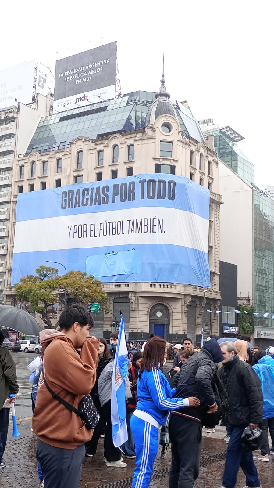 Gracias por todo y por el fútbol también. Por Laura Segovia